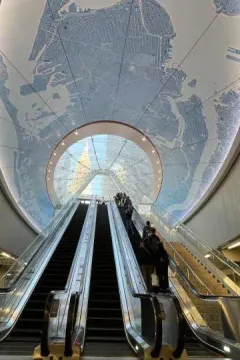 Penn Station luggage storage