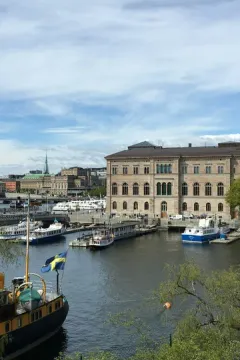 Norrmalm luggage storage