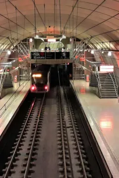 Bilbao-Abando Station luggage storage