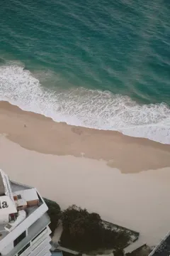 Surfers Paradise luggage storage