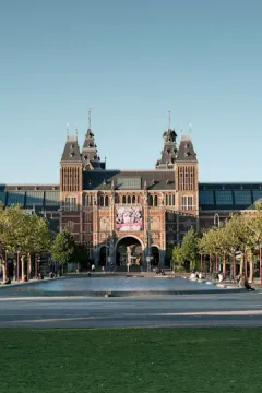 Rijksmuseum luggage storage