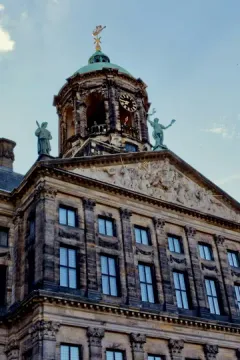 Det kongelige slott i Amsterdam luggage storage