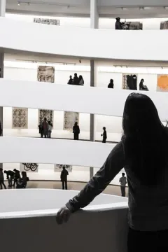 Kiasma Kortárs Művészeti Múzeum luggage storage