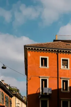Galleria d'Arte Moderna Achille Forti luggage storage