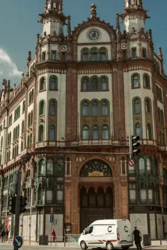 Budapešť Astoria luggage storage