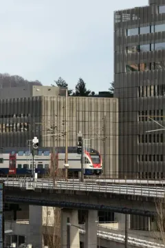 Zurich Oerlikon Station luggage storage