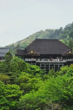 Kiyomizu-dera luggage storage