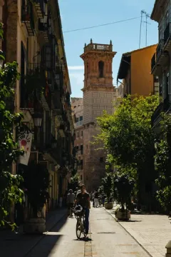 El Mercat luggage storage